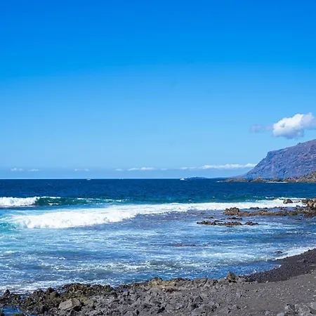 Lovely Apartament El Tejar Frontline Puerto de Santiago (Tenerife)